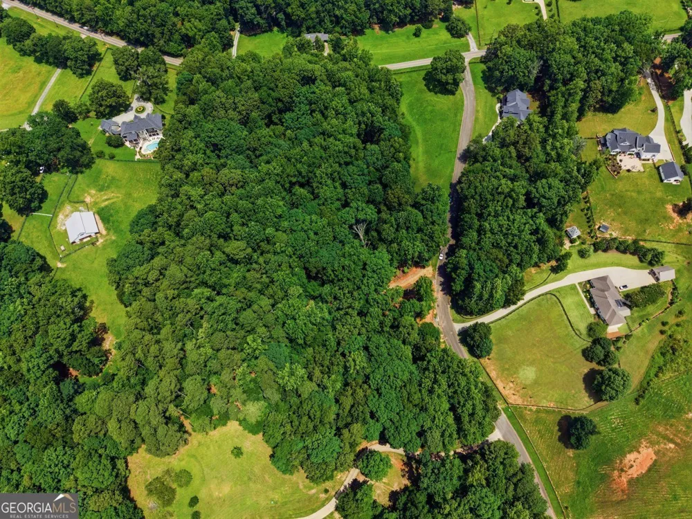 140 Sherwood LN Canton, GA 30115