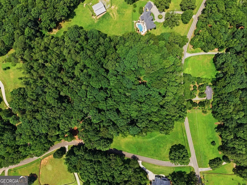 140 Sherwood LN Canton, GA 30115