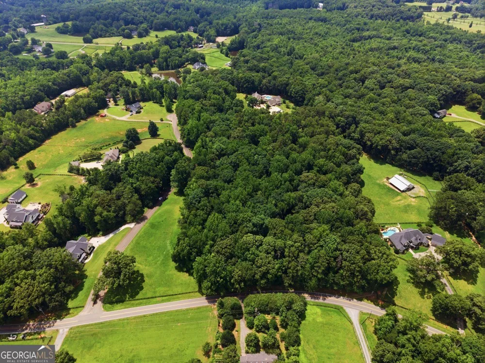 140 Sherwood LN Canton, GA 30115