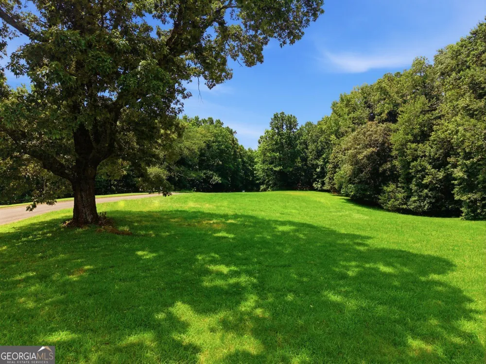 140 Sherwood LN Canton, GA 30115