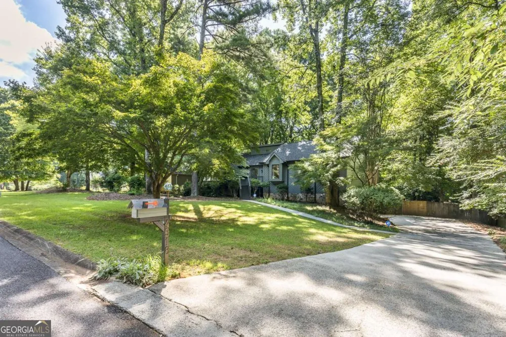 4918 Scotts Creek TRL Peachtree Corners, GA 30096