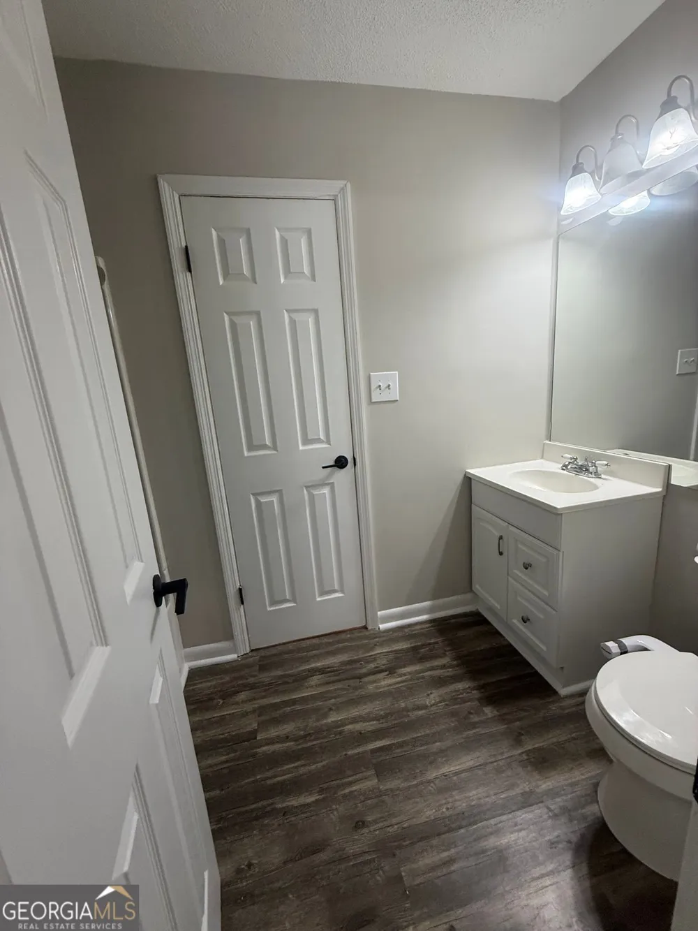 6222 Overlok RD Peachtree Corners, GA 30092