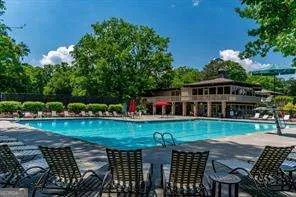 70 Chaumont SQ NW Atlanta, GA 30327