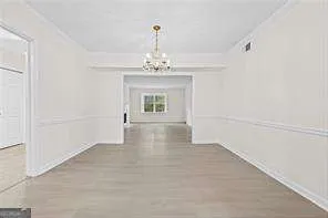 70 Chaumont SQ NW Atlanta, GA 30327