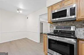 70 Chaumont SQ NW Atlanta, GA 30327