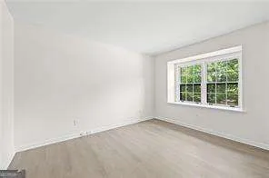 70 Chaumont SQ NW Atlanta, GA 30327