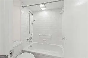 70 Chaumont SQ NW Atlanta, GA 30327