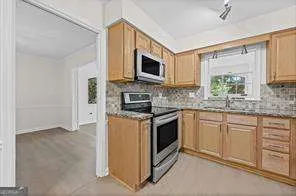 70 Chaumont SQ NW Atlanta, GA 30327
