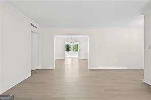 70 Chaumont SQ NW Atlanta, GA 30327