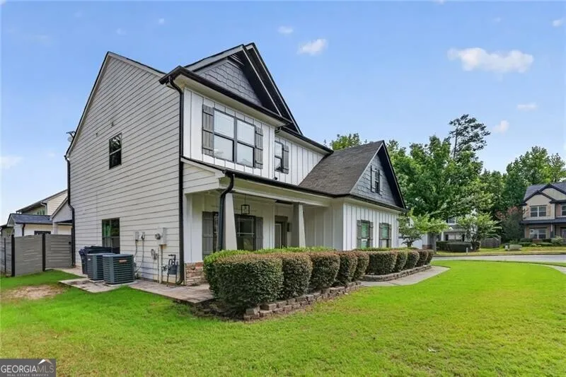 1666 Stoney Chase DR Lawrenceville, GA 30044