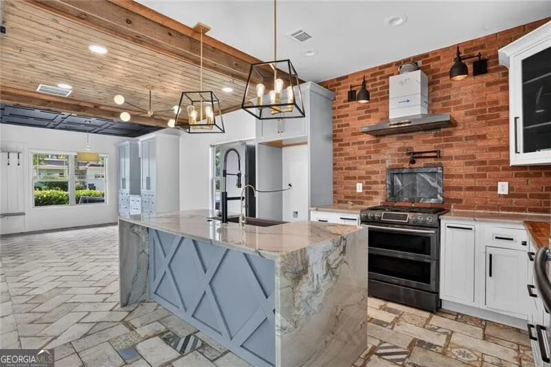 1666 Stoney Chase DR Lawrenceville, GA 30044