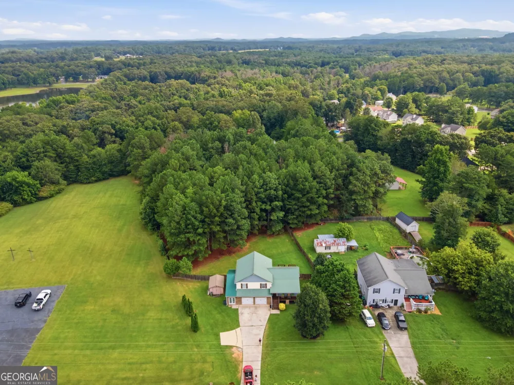 274 Stringer RD Rockmart, GA 30153