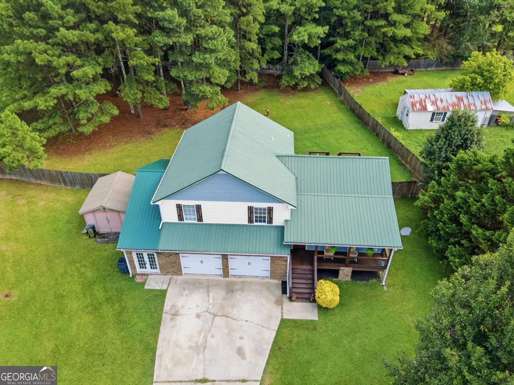 274 Stringer RD Rockmart, GA 30153