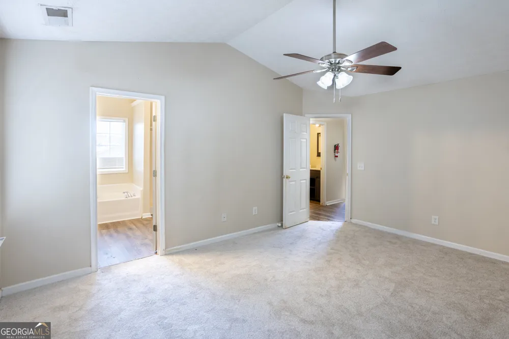 305 Bradford CT Auburn, GA 30011