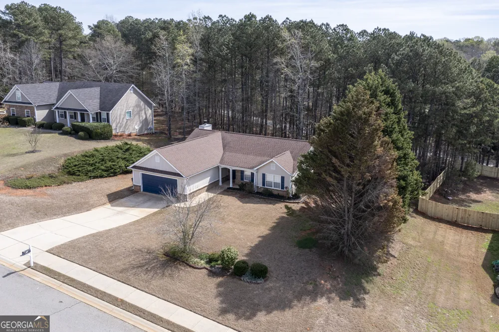 305 Bradford CT Auburn, GA 30011