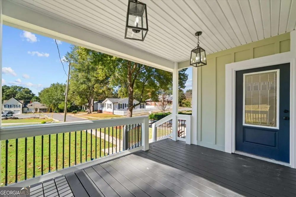 515 Woodlawn AVE Calhoun, GA 30701