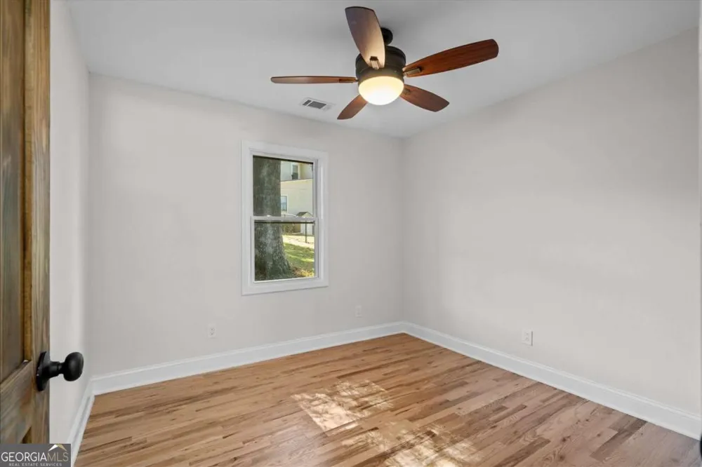 515 Woodlawn AVE Calhoun, GA 30701
