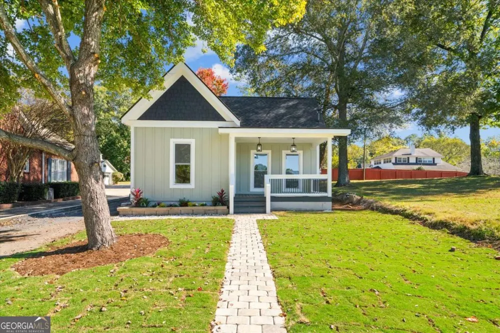515 Woodlawn AVE Calhoun, GA 30701