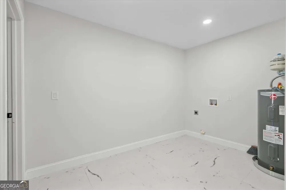 515 Woodlawn AVE Calhoun, GA 30701