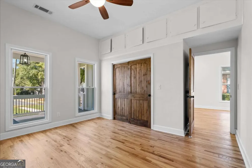 515 Woodlawn AVE Calhoun, GA 30701