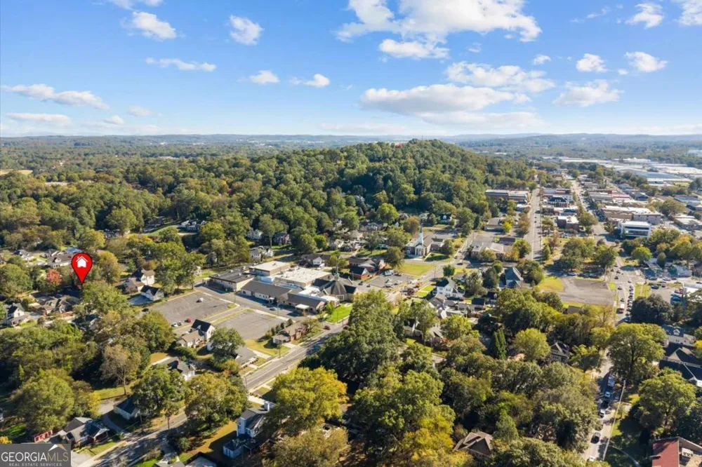 515 Woodlawn AVE Calhoun, GA 30701