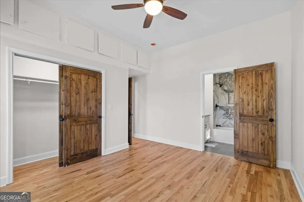 515 Woodlawn AVE Calhoun, GA 30701