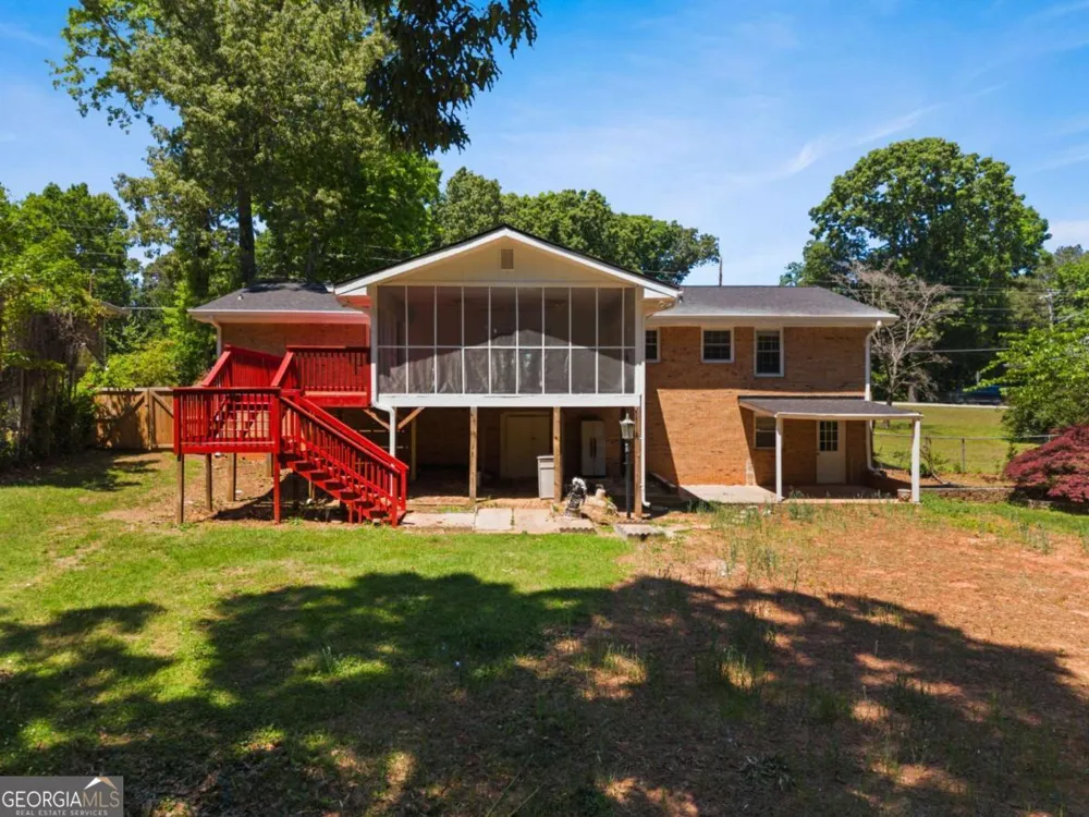 865 Old Tucker RD Stone Mountain, GA 30087