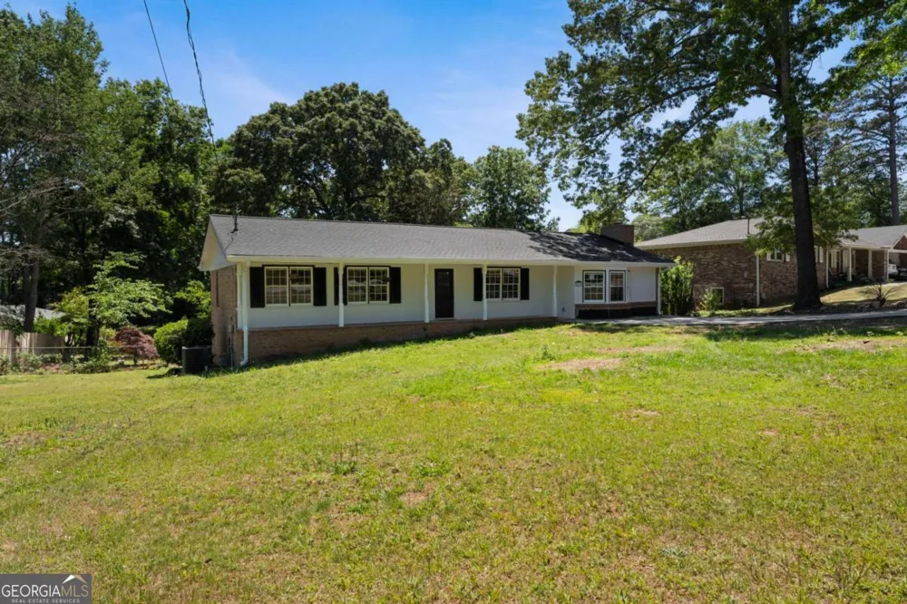 865 Old Tucker RD Stone Mountain, GA 30087