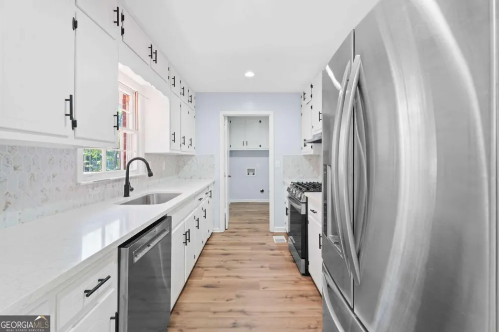 865 Old Tucker RD Stone Mountain, GA 30087