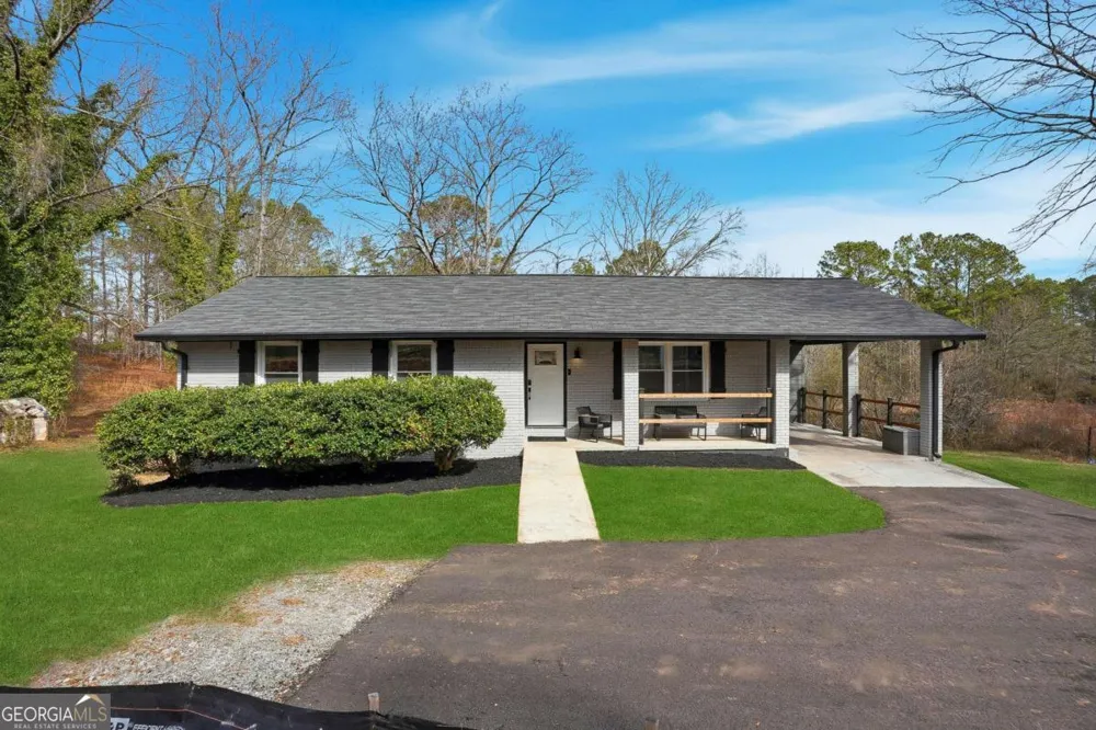 93 FLOYD LN Hampton, GA 30228