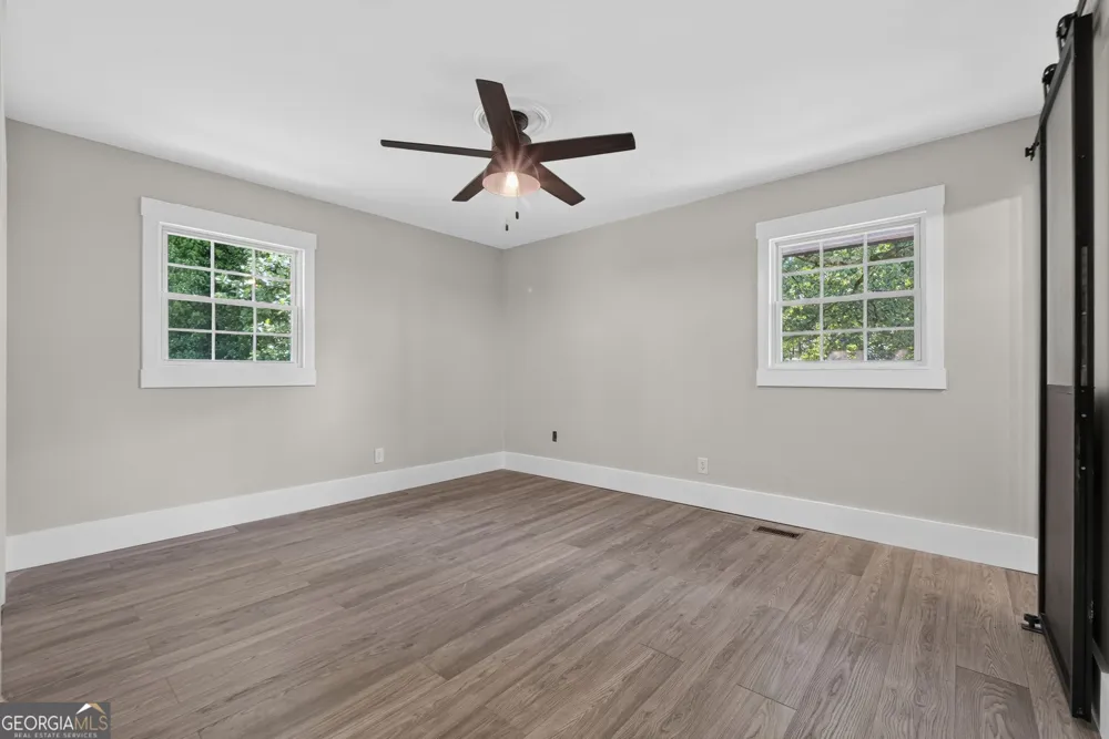 93 FLOYD LN Hampton, GA 30228
