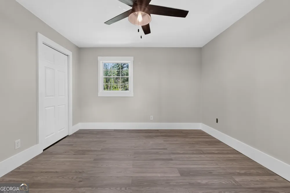 93 FLOYD LN Hampton, GA 30228