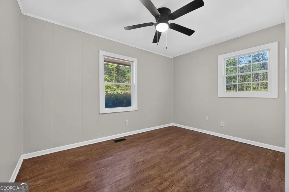 93 FLOYD LN Hampton, GA 30228