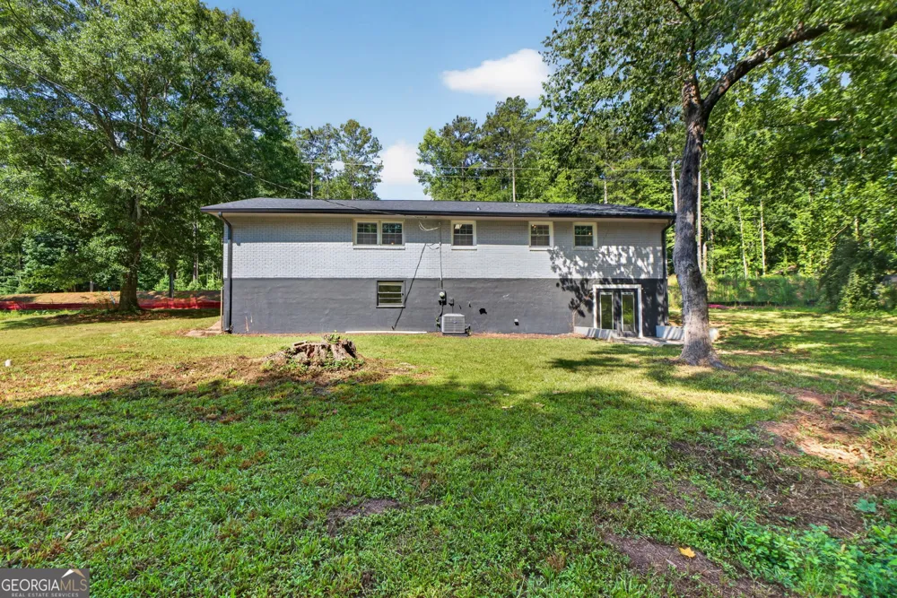 93 FLOYD LN Hampton, GA 30228