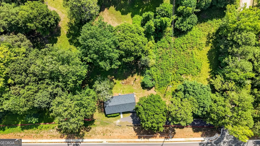 93 FLOYD LN Hampton, GA 30228