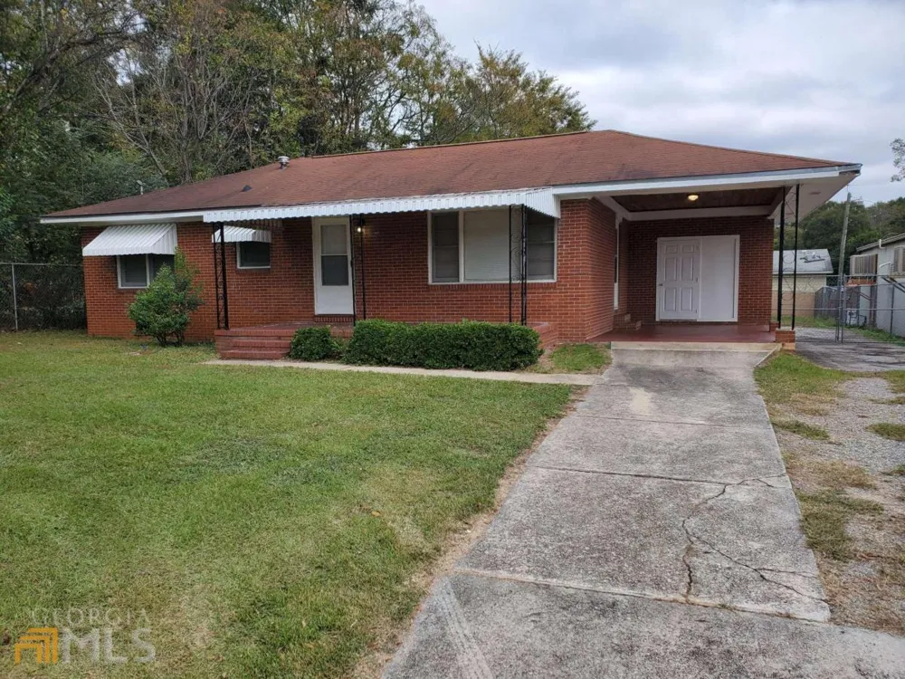911 Jefferson ST NE Milledgeville, GA 31061