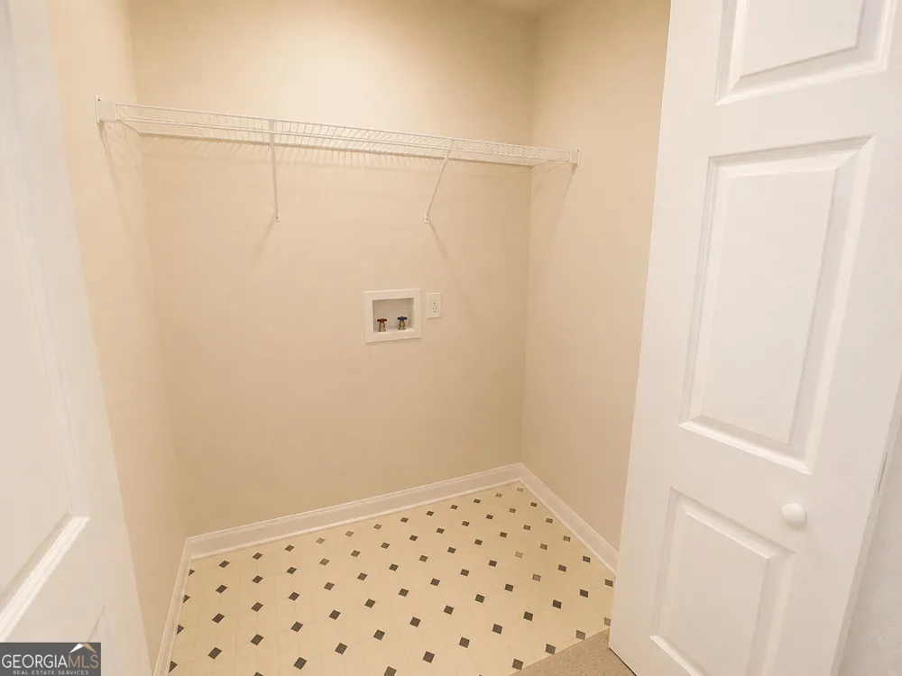 71 Berkeley PL Cartersville, GA 30121