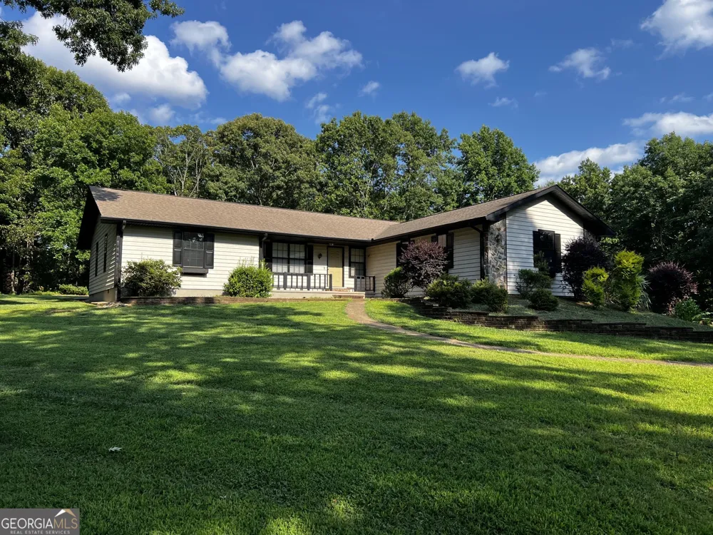 416 Glade RD Mount Airy, GA 30563