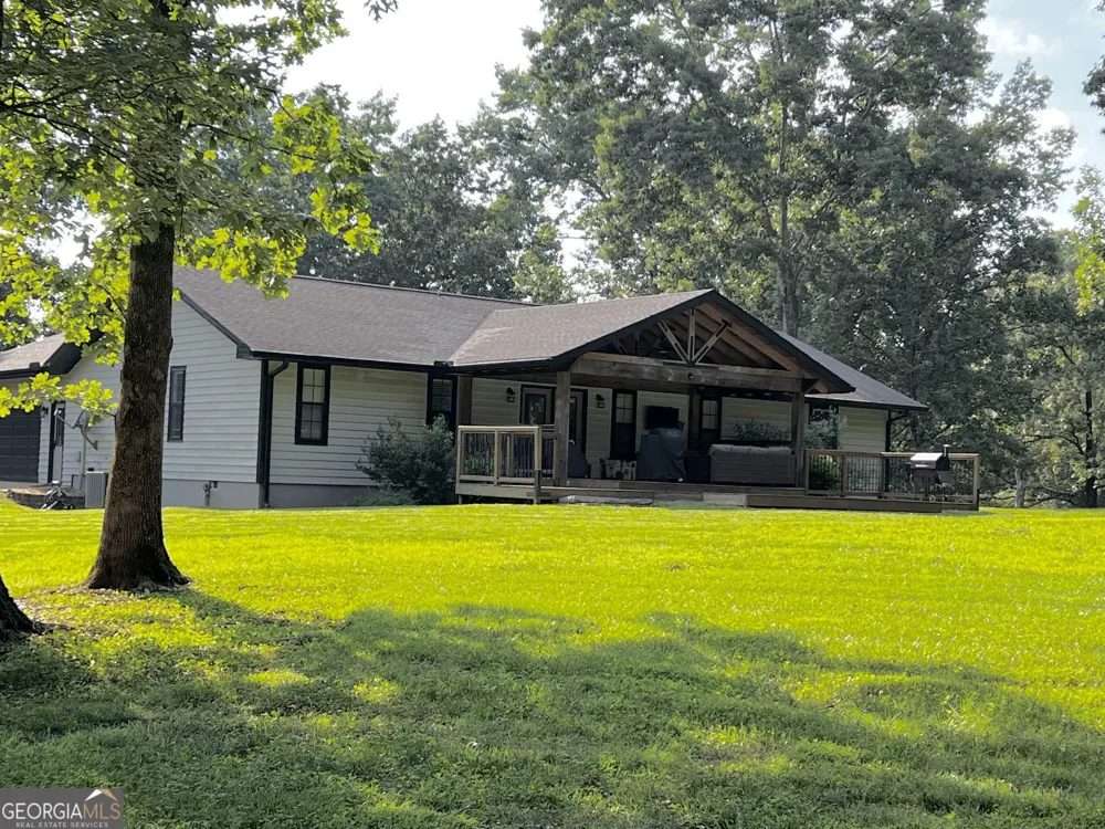 416 Glade RD Mount Airy, GA 30563