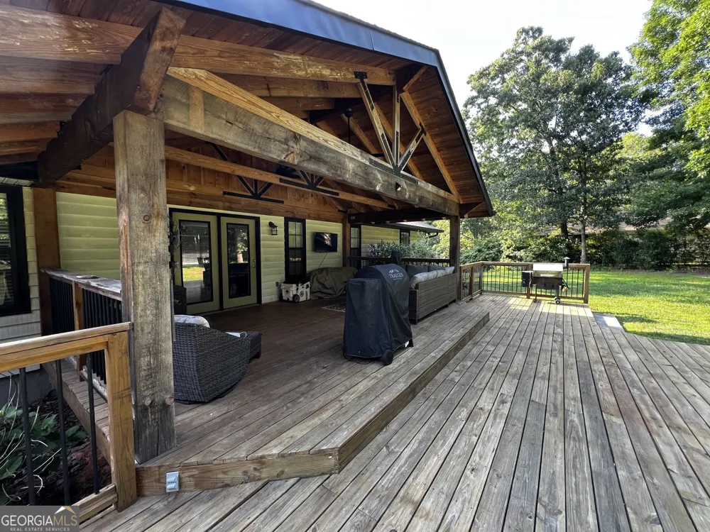 416 Glade RD Mount Airy, GA 30563