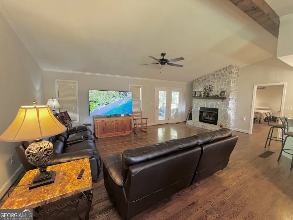 416 Glade RD Mount Airy, GA 30563