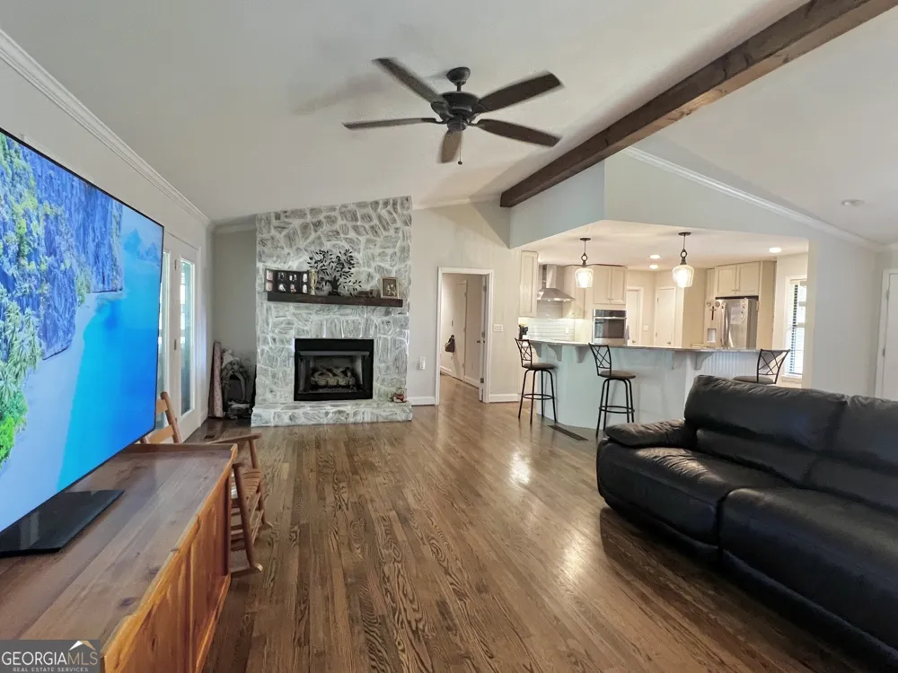 416 Glade RD Mount Airy, GA 30563