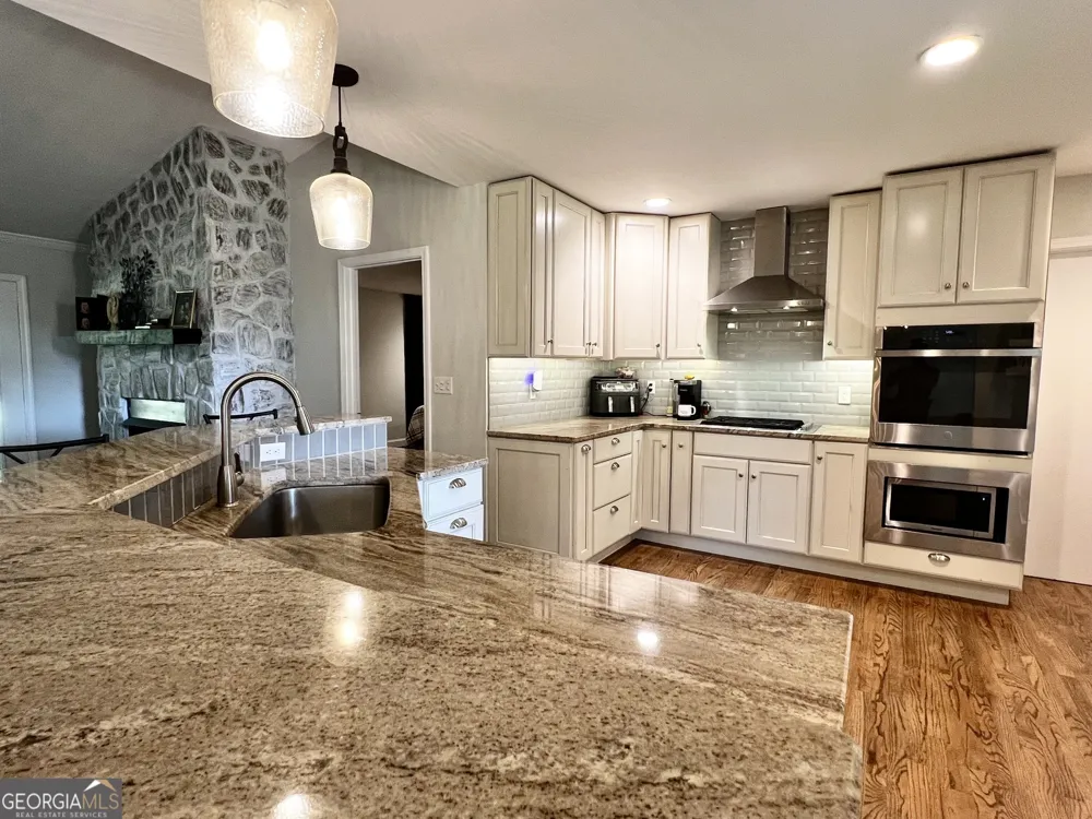 416 Glade RD Mount Airy, GA 30563