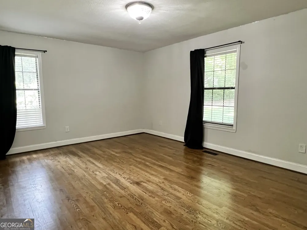 416 Glade RD Mount Airy, GA 30563