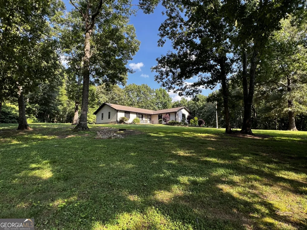 416 Glade RD Mount Airy, GA 30563