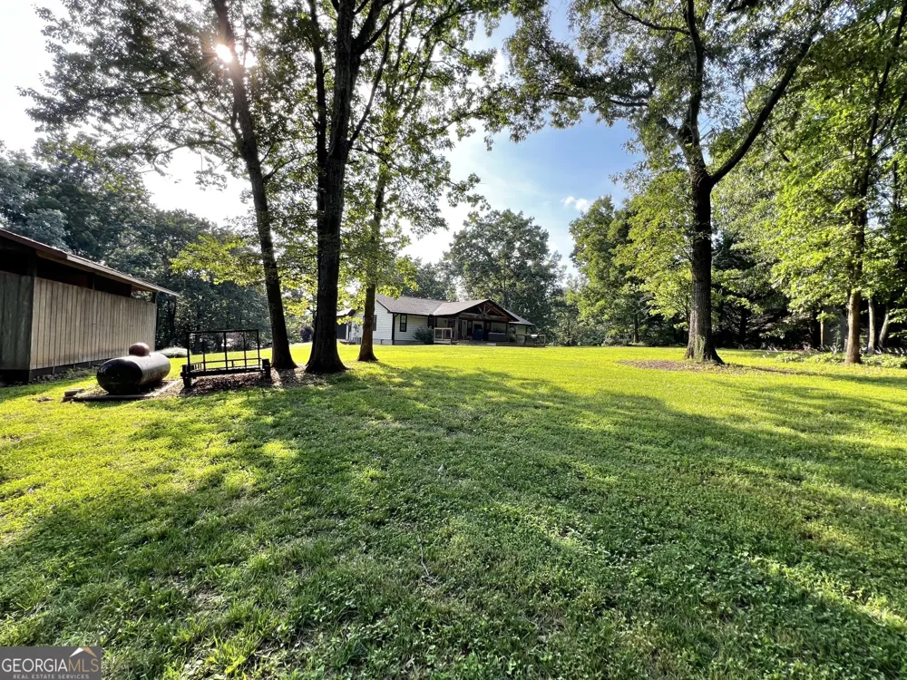 416 Glade RD Mount Airy, GA 30563
