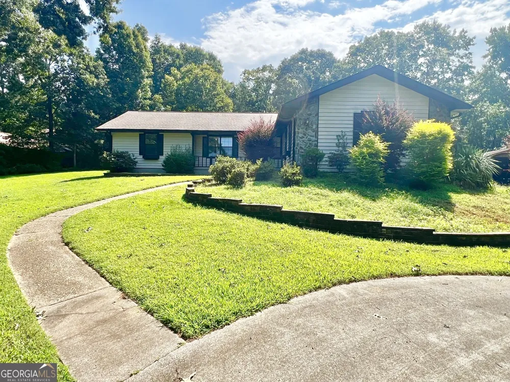 416 Glade RD Mount Airy, GA 30563