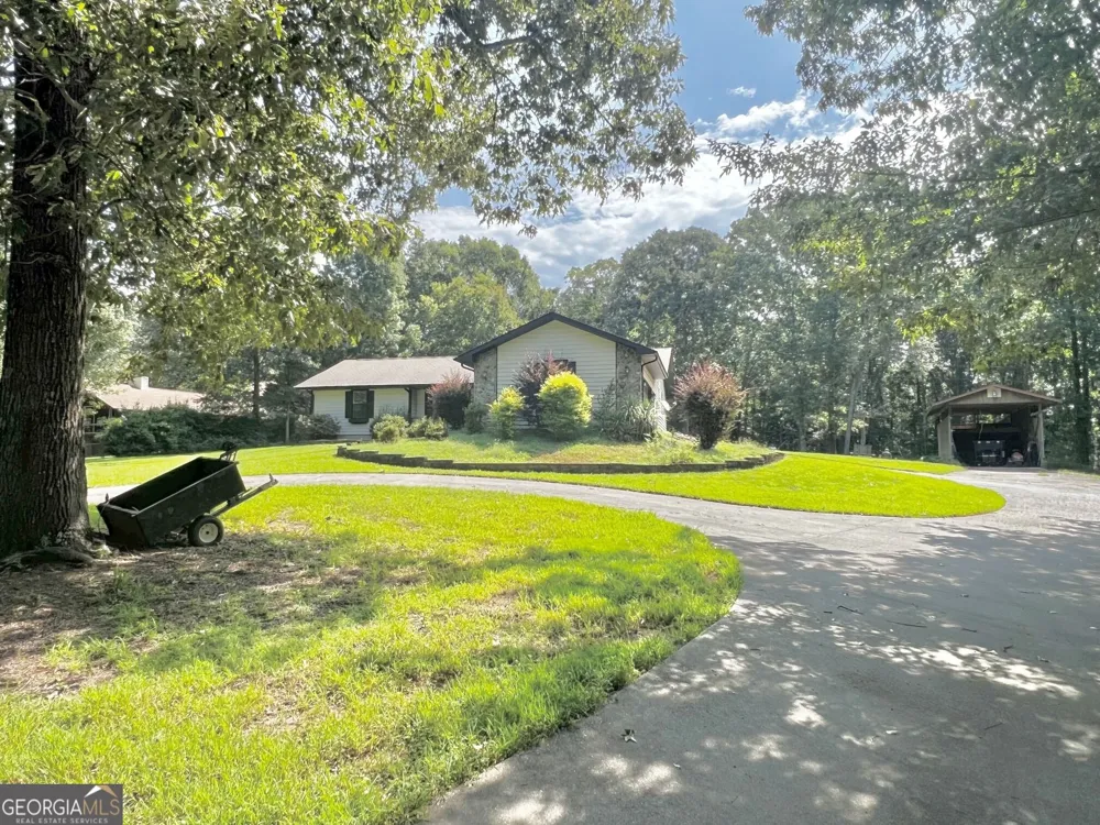 416 Glade RD Mount Airy, GA 30563