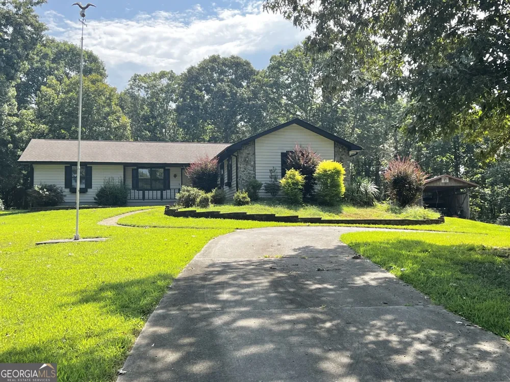 416 Glade RD Mount Airy, GA 30563