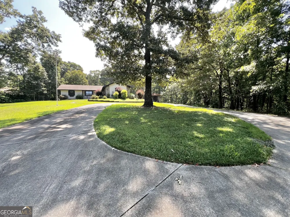 416 Glade RD Mount Airy, GA 30563
